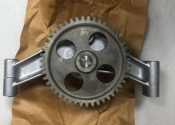 6SD1 Excavator Oil Pump Replacement 1-13100191-2